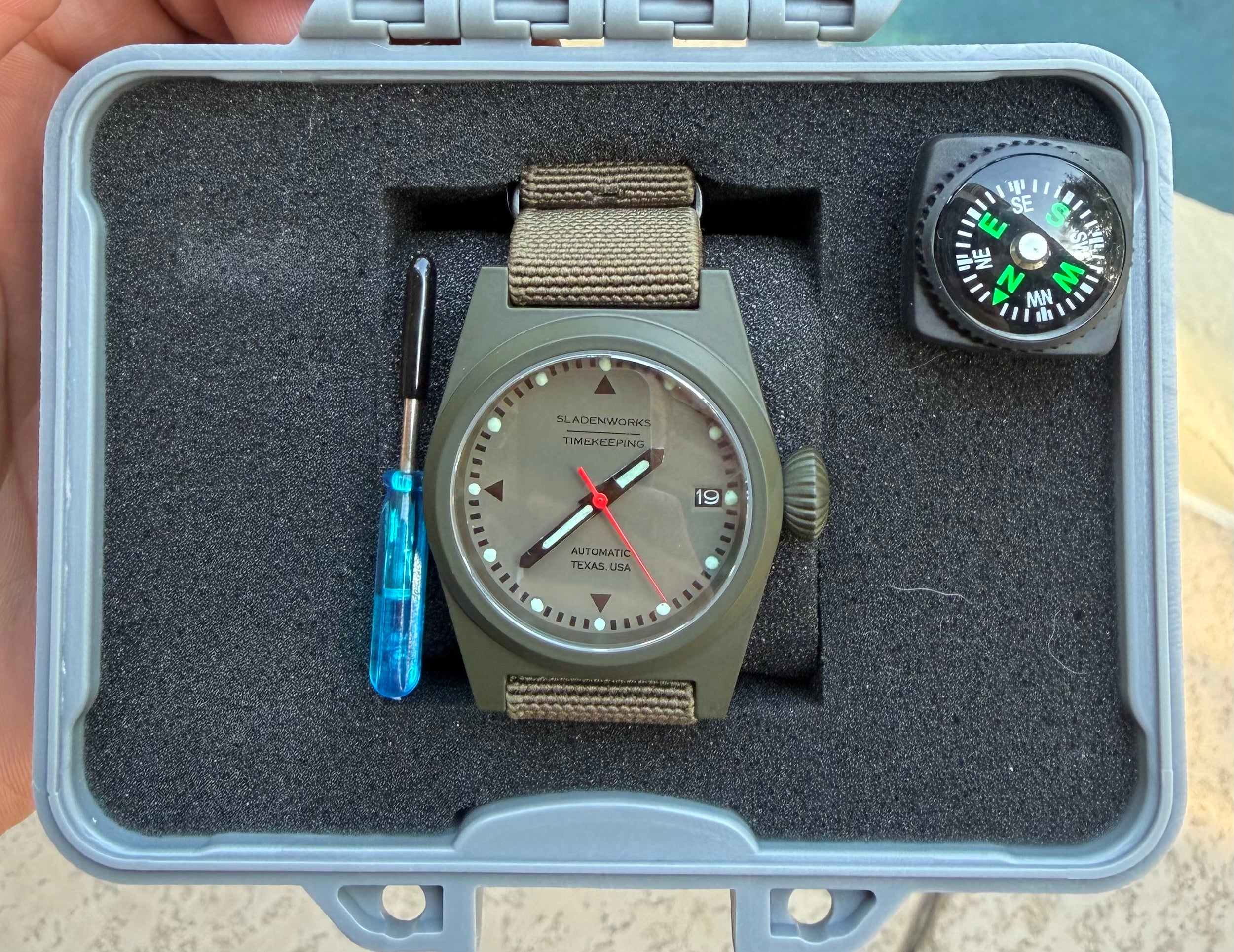 Sladenworks Field Watch - Big Crown 38mm Mil-Spec Green