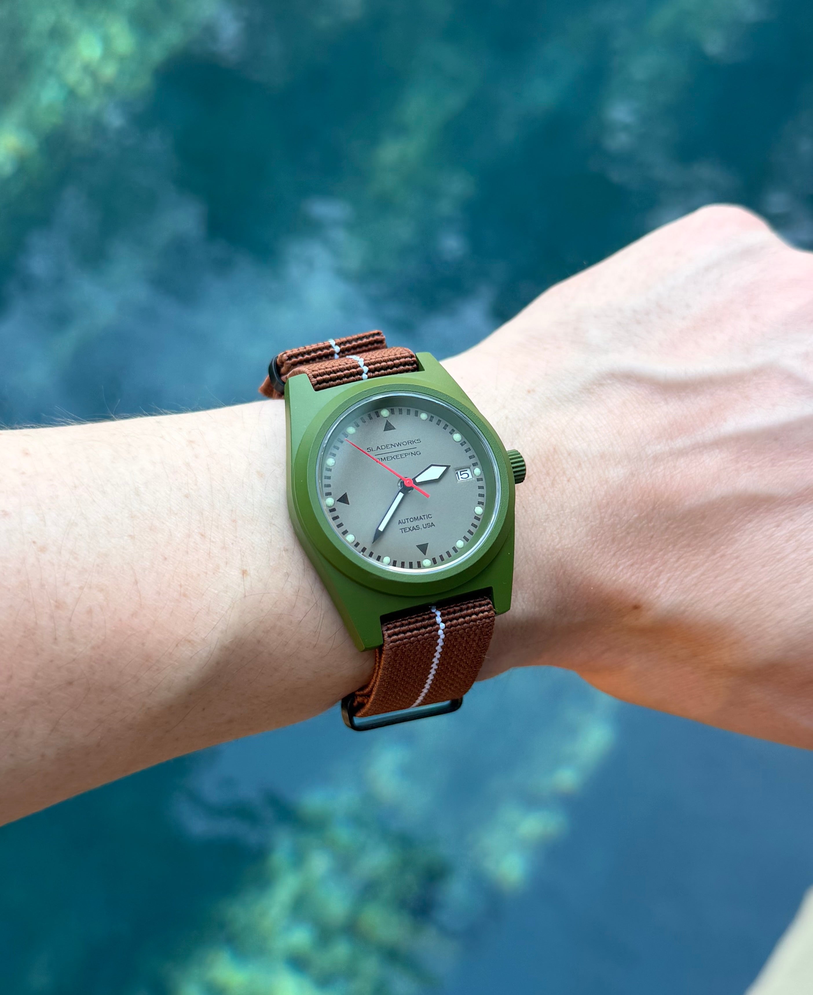 Sladenworks Field Watch - 38mm Multicam Bright Green