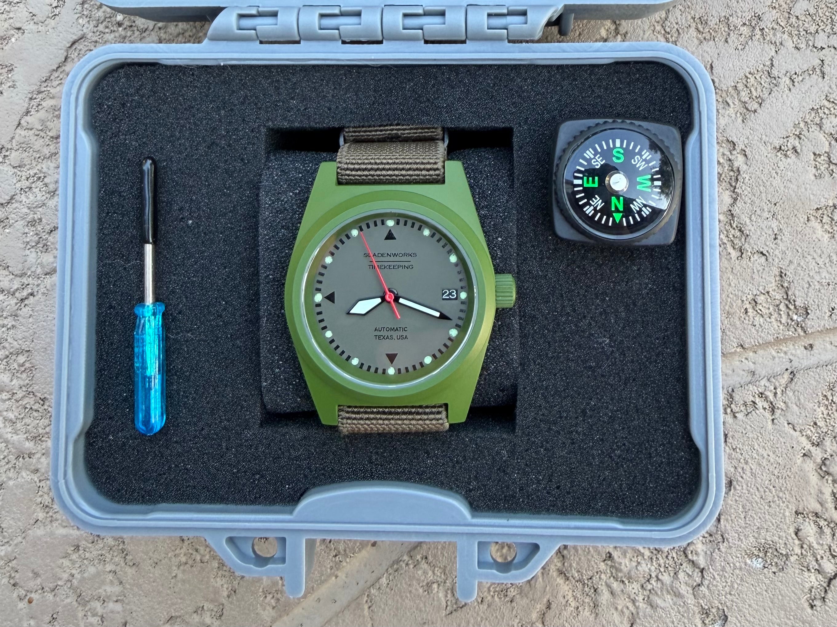 Sladenworks Field Watch - 38mm Multicam Bright Green