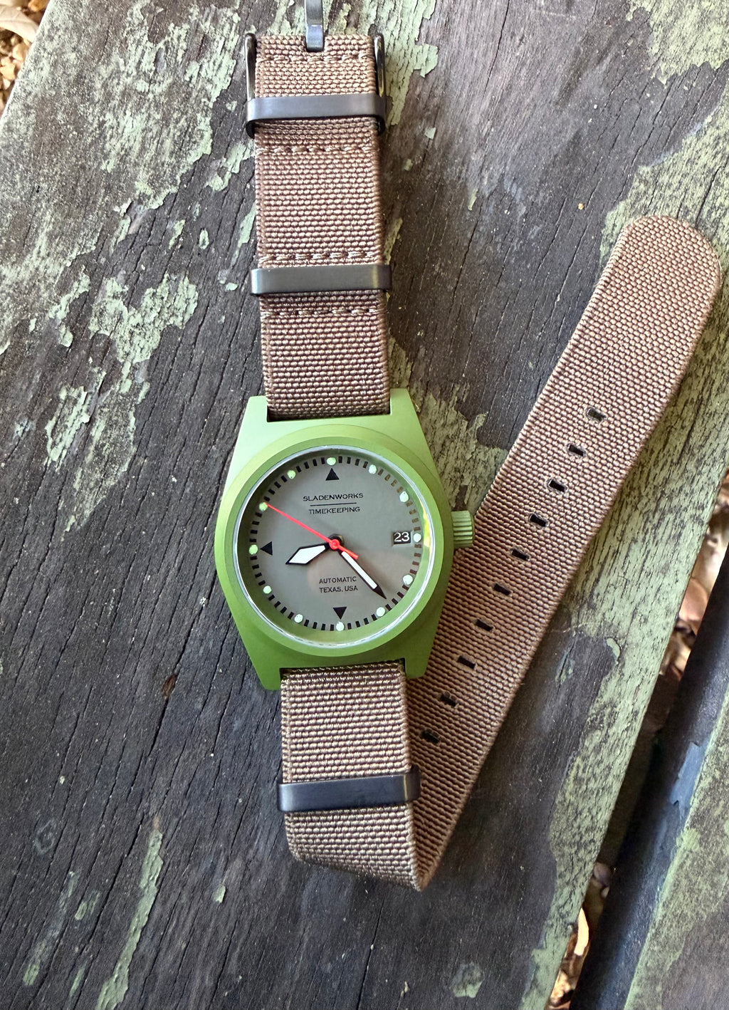 Sladenworks Field Watch - 38mm Multicam Bright Green