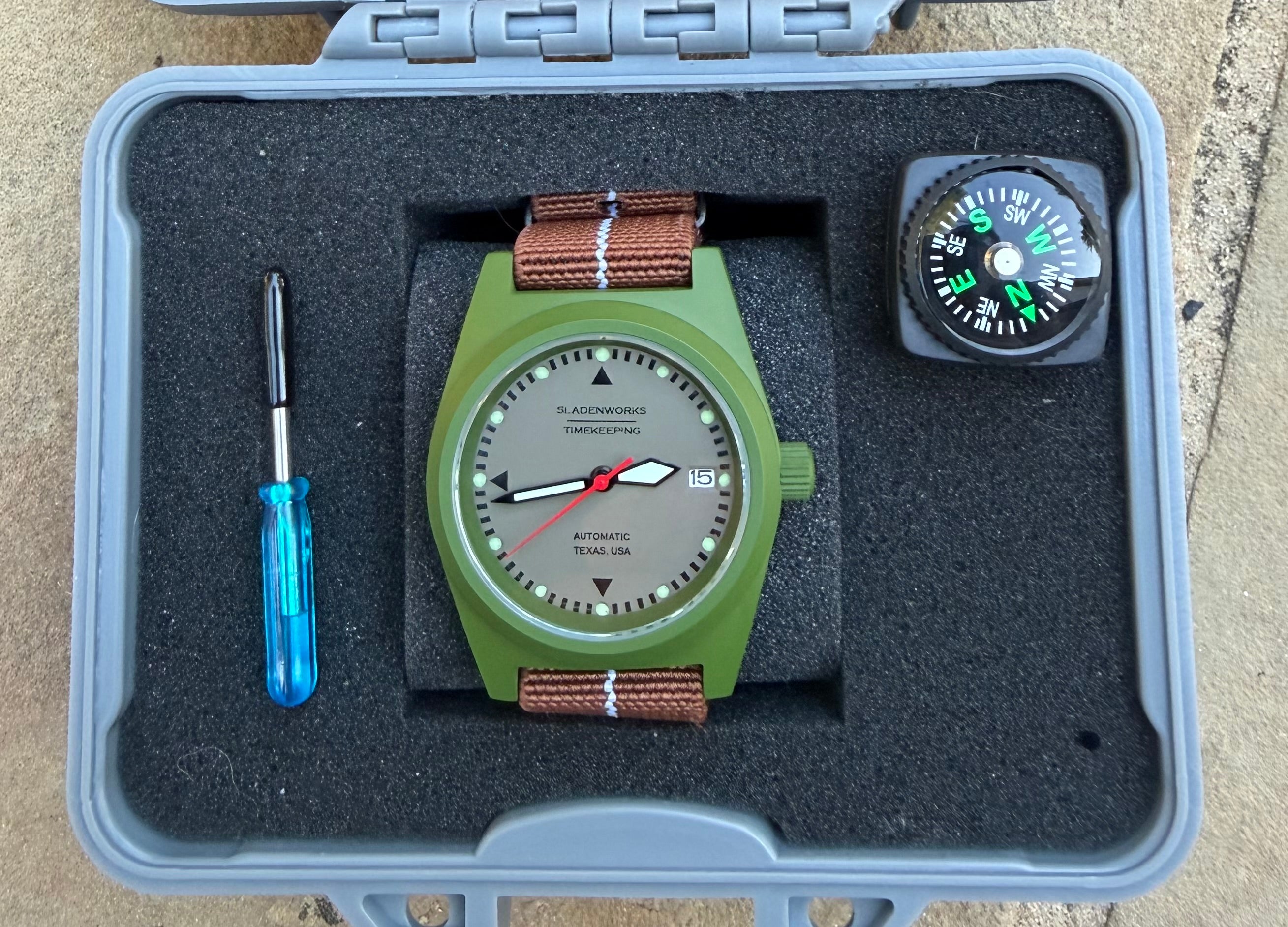 Sladenworks Field Watch - 38mm Multicam Bright Green