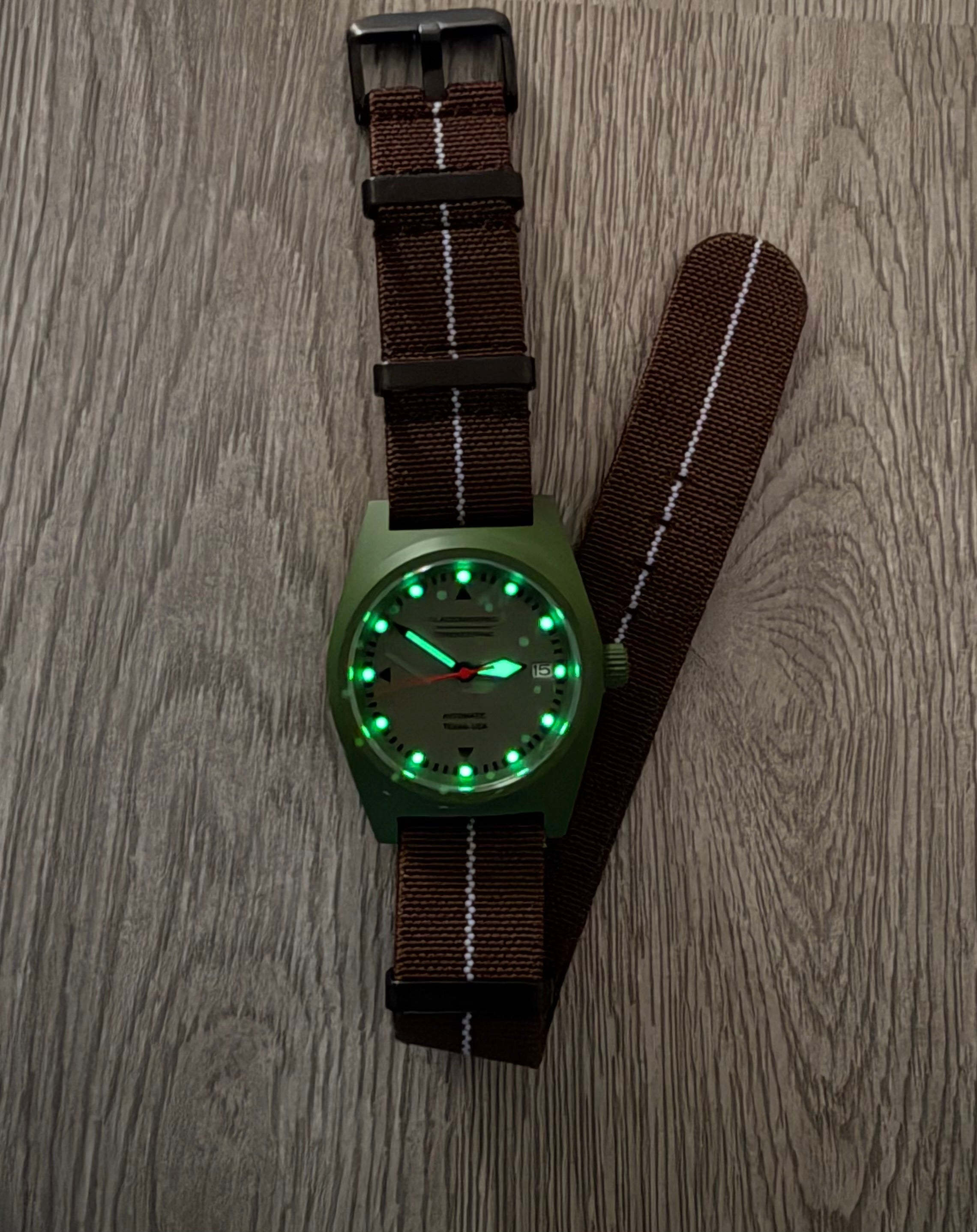 Sladenworks Field Watch - 38mm Multicam Bright Green